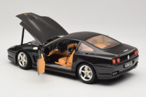 Ferrari 550 Maranello Czarny Metaliczny Bburago 1:18 3344-B1 Metal — zdjęcie 5 z 8