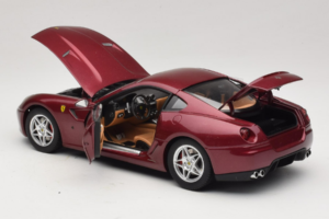 Ferrari 599 GTB Fiorano Ciemnoczerwony Hot Wheels 1:18 M1200 Metal — zdjęcie 5 z 8