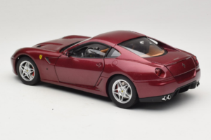 Ferrari 599 GTB Fiorano Ciemnoczerwony Hot Wheels 1:18 M1200 Metal — zdjęcie 7 z 8