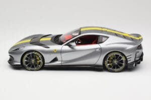 Ferrari 812 Competizione Grigio Coburn Bburago 1:18 18-01647 Metal — zdjęcie 4 z 8