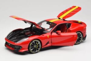 Ferrari 812 Competizione Rosso Corsa Z Żółtymi Paskami Bburago 1:18 18-16915 Metal — zdjęcie 2 z 8