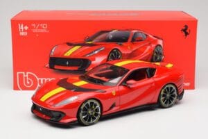 Ferrari 812 Competizione Rosso Corsa Z Żółtymi Paskami Bburago 1:18 18-16915 Metal — zdjęcie 8 z 8