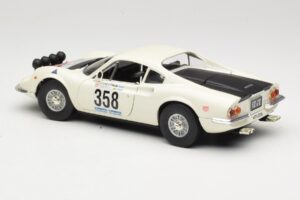 Ferrari Dino 246 GT Biały Anson 1:18 3580 Metal — zdjęcie 7 z 8