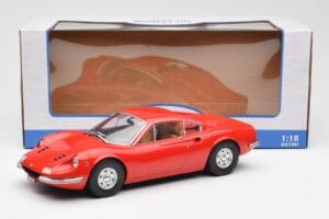 Ferrari Dino 246 GT Czerwony MCG 1:18 MCG18166 Metal — zdjęcie 6 z 6
