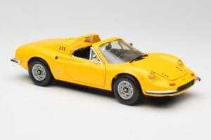 Ferrari Dino 246 GTS Żółty Hot Wheels 1:18 23920 Metal — zdjęcie 6 z 8