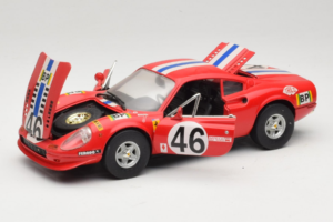 Ferrari Dino 246 GT #46 Czerwony Anson 1:18 3580-P1 Metal — zdjęcie 2 z 8