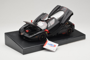 Ferrari Enzo Matt Black Edycja Limitowana BBR 1:18 HE180029 Metal — zdjęcie 2 z 9