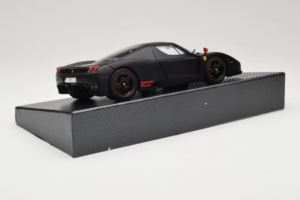 Ferrari Enzo Matt Black Edycja Limitowana BBR 1:18 HE180029 Metal — zdjęcie 4 z 9