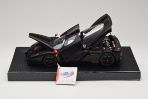 Ferrari Enzo Matt Black Edycja Limitowana BBR 1:18 HE180029 Metal