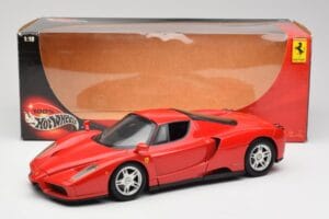 Ferrari Enzo Czerwony Hot Wheels 1:18 56293 Metal — zdjęcie 8 z 8
