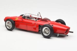 Ferrari Dino 156 Sharknose F1 1961 CMC 1:18 M-078 Metal — zdjęcie 5 z 6