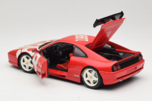 Ferrari F355 Berlinetta Czerwony z Białymi Kołami UT Models 1:18 180074020-P2 Metal — zdjęcie 5 z 8