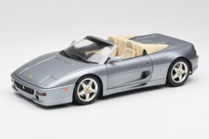 Ferrari F355 Spider Srebrny Hot Wheels 1:18 23907-M1 Metal