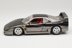 Ferrari F40 Chrome Black Bburago 1:18 3401-B1 Metal — zdjęcie 4 z 8