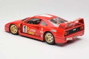 Ferrari F40 Evoluzione Bburago 1:18 3042 Metal — zdjęcie 7 z 8