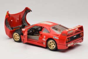 Ferrari F40 Evoluzione #1 Pirelli Czerwony 1992 Bburago 1:18 3042-P1 Metal — zdjęcie 5 z 8