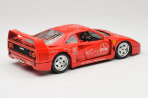 Ferrari F40 Evoluzione FC Nürnberg Special Edition Czerwony Bburago 1:18 3042-FCN Metal — zdjęcie 3 z 8