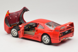 Ferrari F40 Evoluzione Czerwony Master Line Bburago 1:18 3042-M1 Metal — zdjęcie 5 z 8