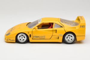 Ferrari F40 Interconti Car HiFi Żółty Bburago 1:18 3032-I1 Metal — zdjęcie 4 z 8