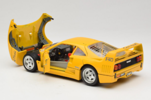 Ferrari F40 Interconti Car HiFi Żółty Bburago 1:18 3032-I1 Metal — zdjęcie 5 z 8