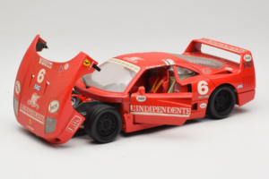 Ferrari F40 #6 V. Colombo L'Indipendente Czerwony 1987 Bburago 1:18 3032-L1 Metal — zdjęcie 2 z 8
