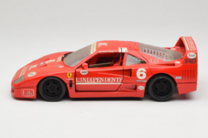 Ferrari F40 #6 V. Colombo L'Indipendente Czerwony 1987 Bburago 1:18 3032-L1 Metal — zdjęcie 4 z 8