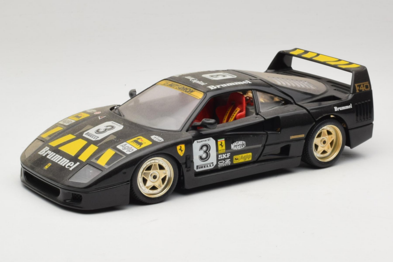 Ferrari F40 Magneti Marelli #3 Czarny Bburago 1:18 3022-B1 Metal