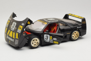 Ferrari F40 Magneti Marelli #3 Czarny Bburago 1:18 3022-B1 Metal — zdjęcie 2 z 8