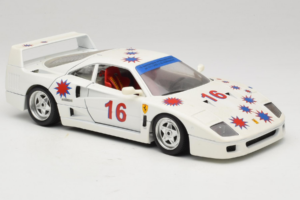 Ferrari F40 #16 Borsenmodells Biały Limited Edition 333 pcs 1987 Bburago 1:18 3332-W1 Metal — zdjęcie 6 z 8