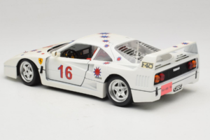 Ferrari F40 #16 Borsenmodells Biały Limited Edition 333 pcs 1987 Bburago 1:18 3332-W1 Metal — zdjęcie 7 z 8