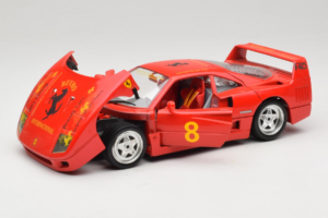 Ferrari F40 #8 Bevro International Czerwony 1987 Bburago 1:18 3332-P3 Metal — zdjęcie 2 z 8