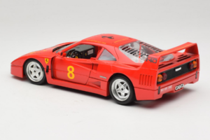 Ferrari F40 #8 Bevro International Czerwony 1987 Bburago 1:18 3332-P3 Metal — zdjęcie 7 z 8