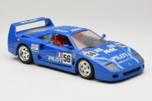 Ferrari F40 Pilot #56 Niebieski Bburago 1:18 3332-BL1 Metal — zdjęcie 6 z 8