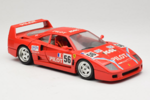 Ferrari F40 #56 Pilot Czerwony 1987 Bburago 1:18 3332-P2 Metal — zdjęcie 6 z 8