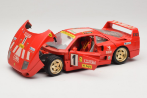 Ferrari F40 Pirelli Agip #1 Ferrari Club Italia Czerwony Bburago 1:18 3032-P2 Metal — zdjęcie 2 z 8