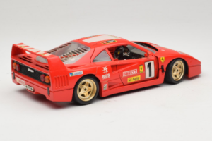 Ferrari F40 Pirelli Agip #1 Ferrari Club Italia Czerwony Bburago 1:18 3032-P2 Metal — zdjęcie 3 z 8