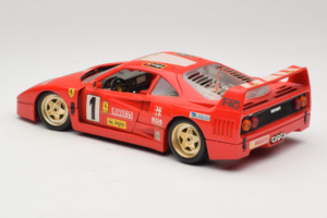 Ferrari F40 Pirelli Agip #1 Ferrari Club Italia Czerwony Bburago 1:18 3032-P2 Metal — zdjęcie 7 z 8