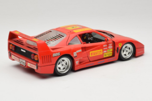 Ferrari F40 Pirelli BBS Czerwony Bburago 1:18 3032-P4 Metal — zdjęcie 3 z 8