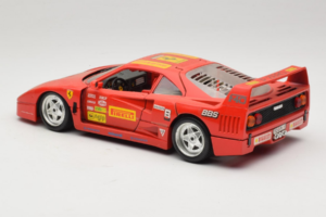 Ferrari F40 Pirelli BBS Czerwony Bburago 1:18 3032-P4 Metal — zdjęcie 7 z 8