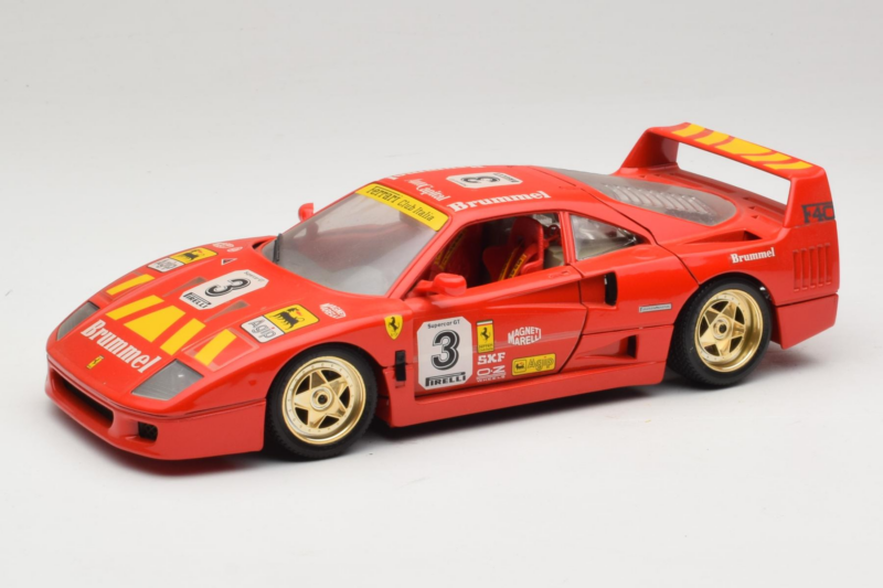 Ferrari F40 #3 Pirelli Czerwony 1987 Bburago 1:18 3332-P4 Metal
