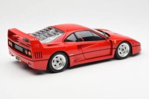 Ferrari F40 Czerwony Kyosho 1:18 08416R2 Metal — zdjęcie 4 z 10