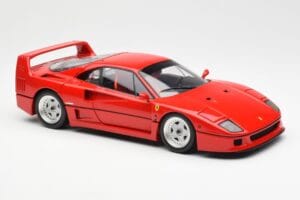 Ferrari F40 Czerwony Kyosho 1:18 08416R2 Metal — zdjęcie 8 z 10