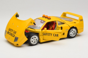 Ferrari F40 Safety Car Żółty Bburago 1:18 3032-Y2 Metal — zdjęcie 2 z 8