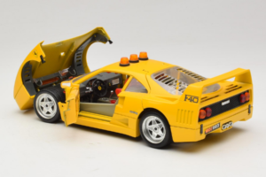 Ferrari F40 Safety Car Żółty Bburago 1:18 3032-Y2 Metal — zdjęcie 5 z 8