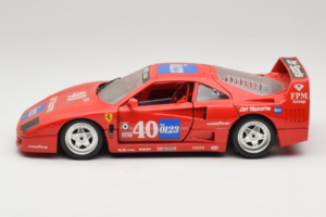 Ferrari F40 #40 the0123 Czerwony 1987 Bburago 1:18 3332-P5 Metal — zdjęcie 4 z 8