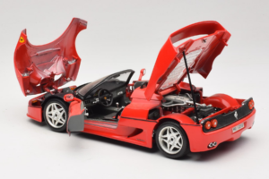 Ferrari F50 Cabrio 50 Jahre Ferrari 24 Jahre Bburago FMC Czerwony Bburago 1:18 3352-P1 Metal — zdjęcie 5 z 8