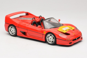 Ferrari F50 Cabrio 50 Jahre Ferrari 24 Jahre Bburago FMC Czerwony Bburago 1:18 3352-P1 Metal — zdjęcie 6 z 8