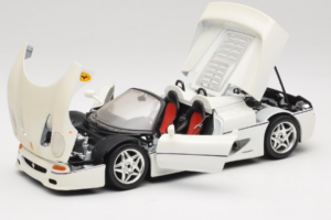 Ferrari F50 Cabrio Biały Bburago 1:18 3352-W1 Metal — zdjęcie 2 z 8
