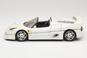 Ferrari F50 Cabrio Biały Bburago 1:18 3352-W1 Metal — zdjęcie 4 z 8