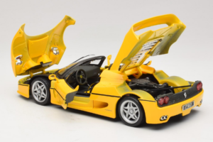 Ferrari F50 Cabrio Shell Żółty Maisto 1:18 3076-Y2 Metal — zdjęcie 5 z 8